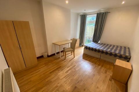 7 bedroom house share to rent, Birmingham B16