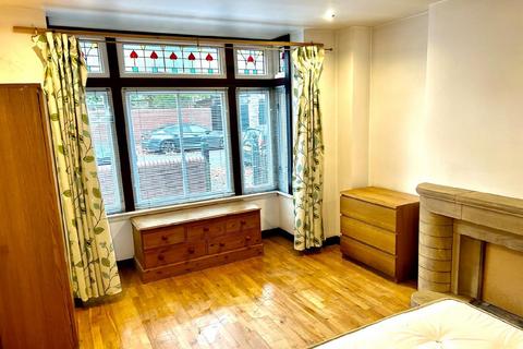 undefined, Birmingham B16