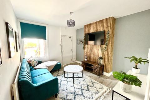 4 bedroom house share to rent, Nottingham NG7