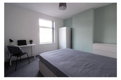 undefined, Birmingham B29