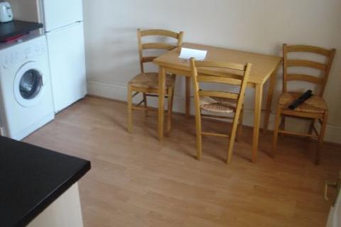 2 bedroom house share to rent, Exeter House, Selly Oak, Birmingham B29