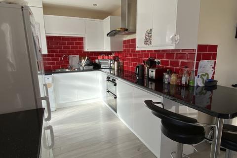 6 bedroom house share to rent, Birmingham B29