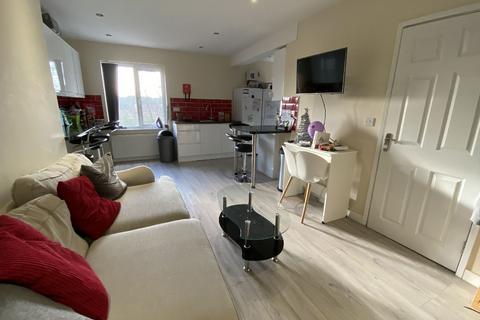6 bedroom house to rent, Birmingham B29