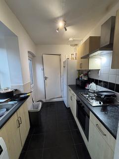 4 bedroom house share to rent, Birmingham B29