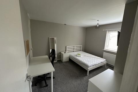 2 bedroom house share to rent, Birmingham B17