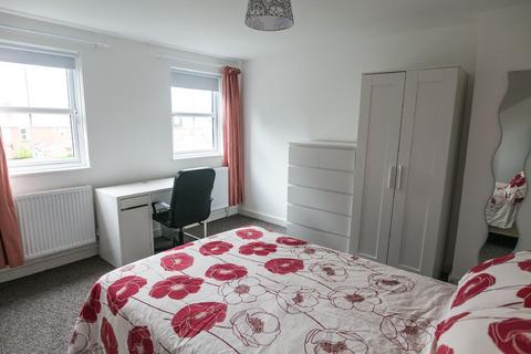 undefined, Birmingham B16