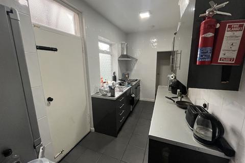 4 bedroom house share to rent, Birmingham B29