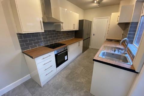 8 bedroom house share to rent, Birmingham B29