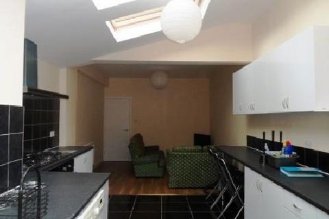 6 bedroom house share to rent, Birmingham B29