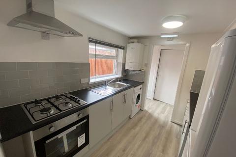 4 bedroom house share to rent, Birmingham B16