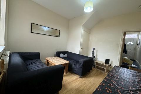 6 bedroom house to rent, Birmingham B29