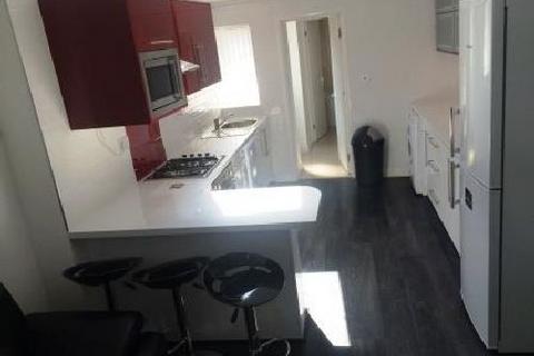 5 bedroom house share to rent, Birmingham B17