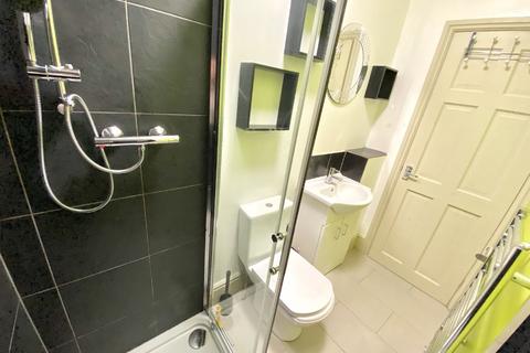 4 bedroom house share to rent, Birmingham B29