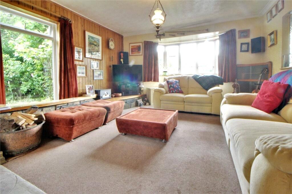 Ash Vale, Guildford GU12 3 bed detached house for sale £600,000