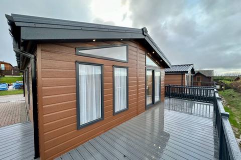 2 bedroom lodge for sale, Ilfracombe Devon