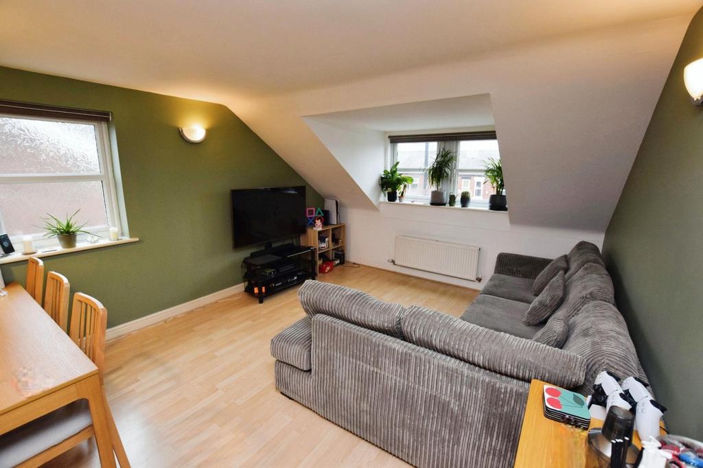 Provender Close, Broadheath, Altrincham, Greater Manchester, WA14 2 bed