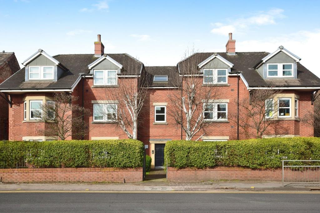 Provender Close, Broadheath, Altrincham, Greater Manchester, WA14 2 bed