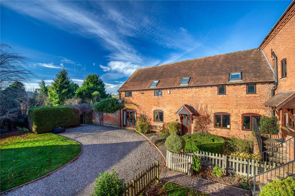 The Hollies, Stockton On Teme, Worcester, Worcestershire 4 bed barn