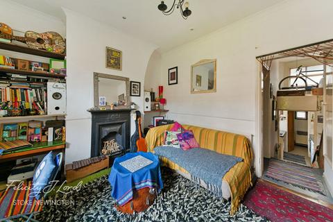 1 bedroom apartment for sale, Gibson Gardens, Stoke Newington, N16