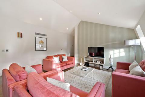 3 bedroom flat to rent, Brompton Road, London SW3