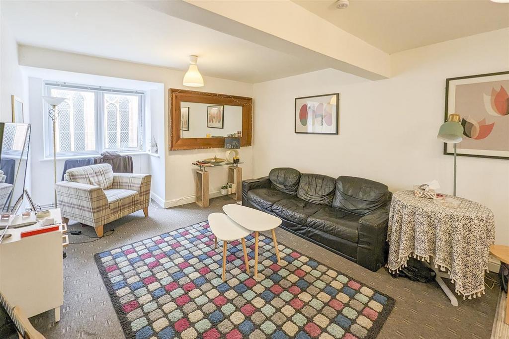 Broadgate, Trinity Walk Broadgate, CV1 1 bed flat for sale £129,950