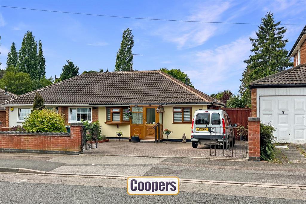 Cubbington Road, Hall Green, CV6 2 bed semidetached bungalow for sale