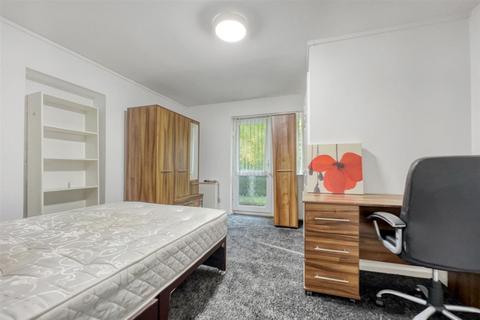 3 bedroom flat for sale, Charter Avenue, Tile Hill, CV4