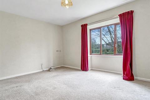 2 bedroom maisonette for sale, Brentwood Gardens, Brentwood Avenue, CV3