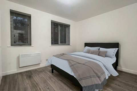 1 bedroom flat to rent, Flat , Tideside Court, Harlinger Street, London