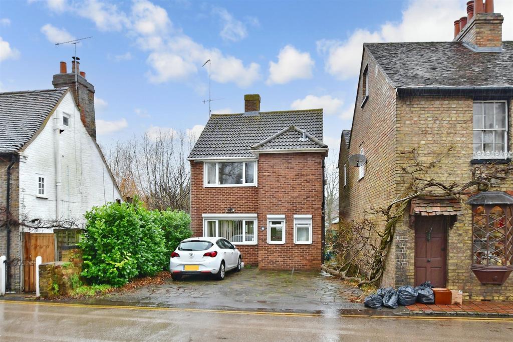 Station Road, Eynsford, Dartford, Kent 3 bed detached house for sale