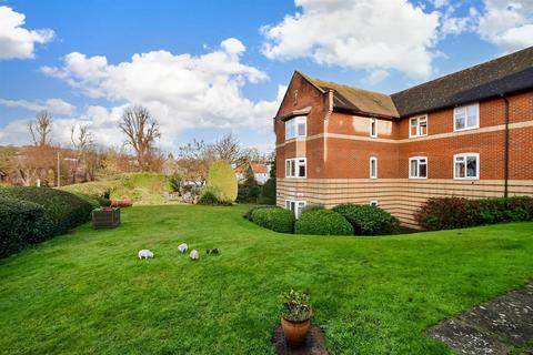 2 bedroom flat for sale, Station Road, Dorking, Surrey