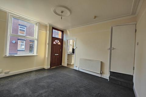 1 bedroom terraced house to rent, Cleveleys Mount, Leeds, West Yorkshire, LS11