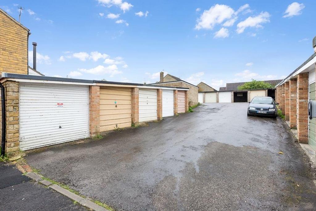 Acreman Street, Sherborne, Dorset, DT9 3 bed end of terrace house for