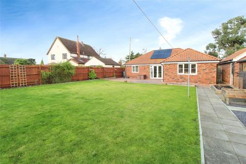 3 bedroom bungalow for sale, Harwich Road, Little Clacton, Clacton-on-Sea, Essex, CO16