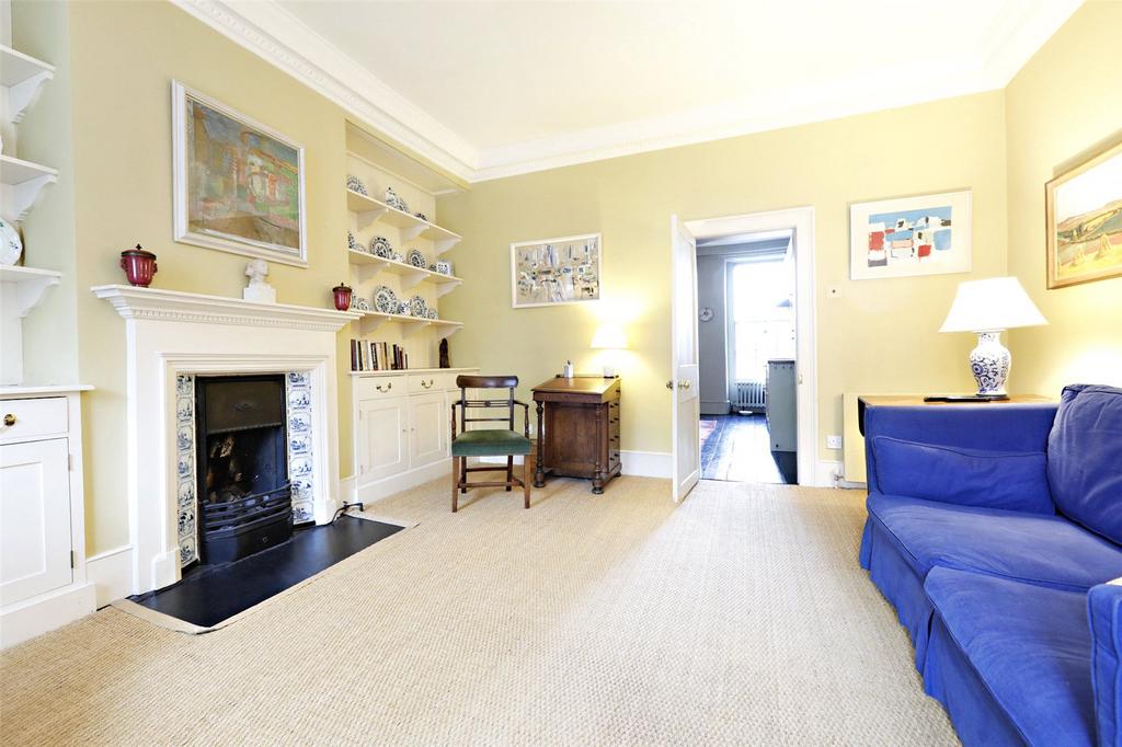 Apartment in London - View 2