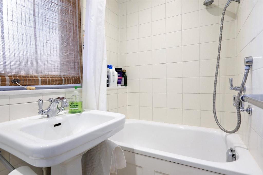Apartment in London - More
