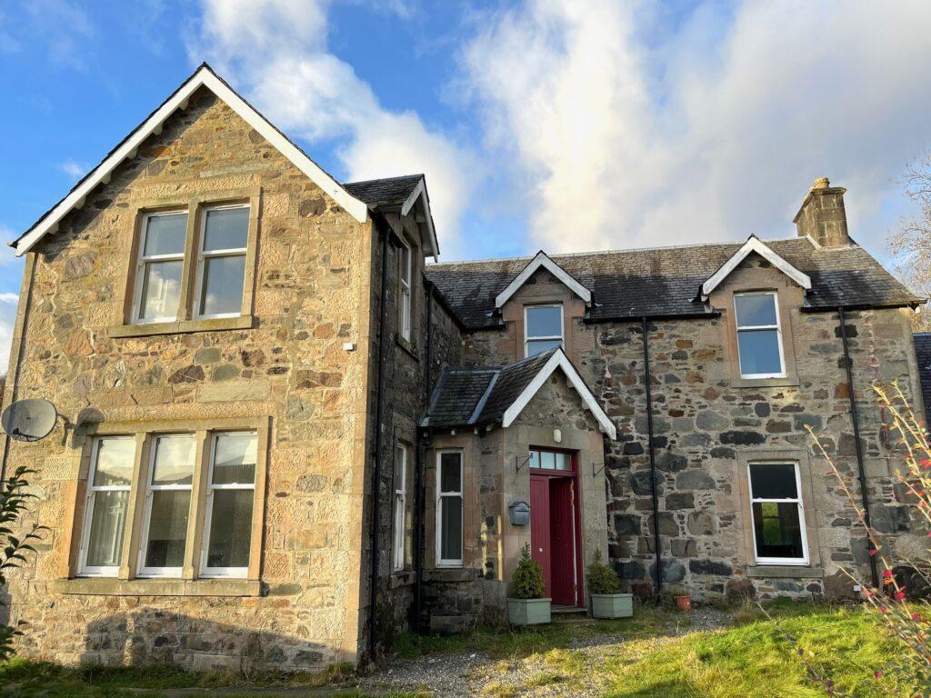 Milton of Callander Farmhouse, Callander, FK17 8HP 4 bed farm house to rent £2,000 pcm (£462 pw)