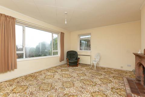 3 bedroom chalet for sale, Dumpton Park Drive, Broadstairs, CT10