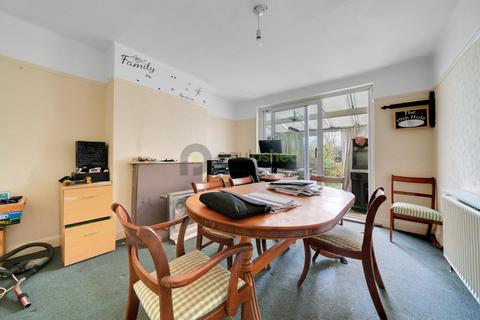 276 Limpsfield Road, South Croydon, CR2 9DD