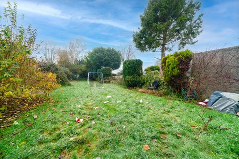 276 Limpsfield Road, South Croydon, CR2 9DD