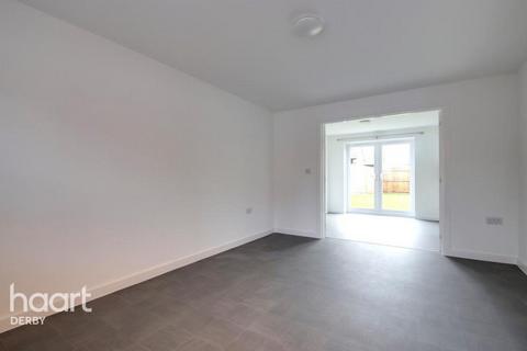 4 bedroom detached house to rent, Portchester Drive, Derby