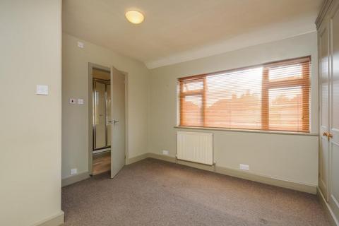 3 bedroom semi-detached house for sale, Caversham,  Convenient for Caversham Centre,  Train Station and River,  RG4