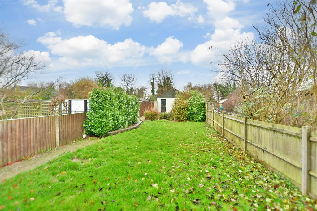 Ruins Barn Road, Tunstall, Sittingbourne, Kent 4 bed semidetached
