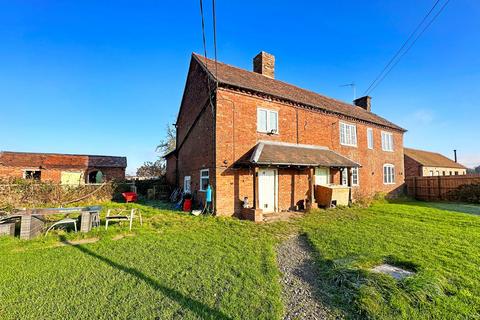 3 bedroom farm house for sale - Hob Lane, Balsall Common, CV7