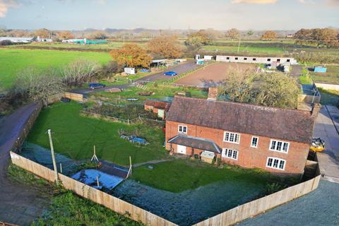 3 bedroom farm house for sale, Hob Lane, Balsall Common, CV7