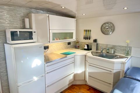 2 bedroom houseboat for sale, Bray SL6