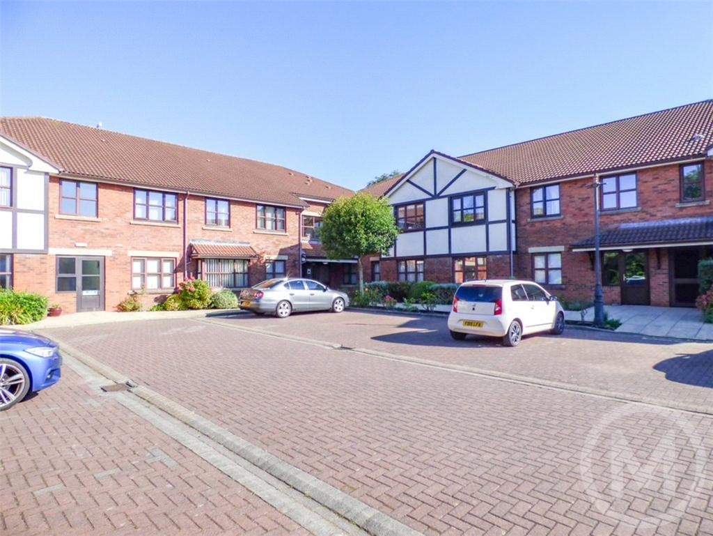 Flat 31, Croft House, Grosvenor Close, PoultonleFylde, Lancashire 1 bed retirement property