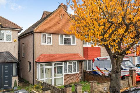 3 bedroom end of terrace house for sale, Longhill Road, Catford