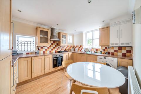 2 bedroom apartment for sale - Hyde Street, Winchester, Hampshire, SO23