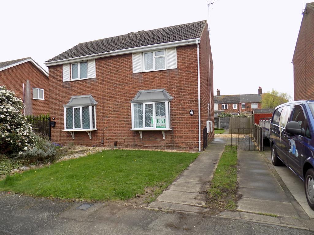 Ferndown Drive, Immingham DN40 1 bed semidetached house £500 pcm (£